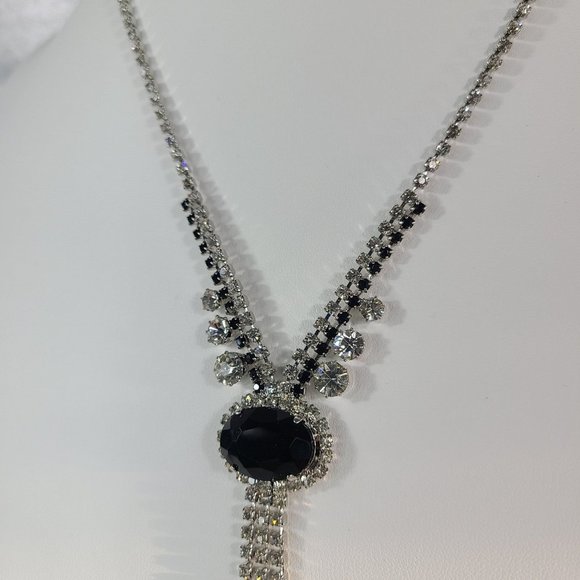 Vintage Y Drop Necklace Black Clear Faceted Rhinestone Crystal Fold Over Clasp - Picture 3 of 10